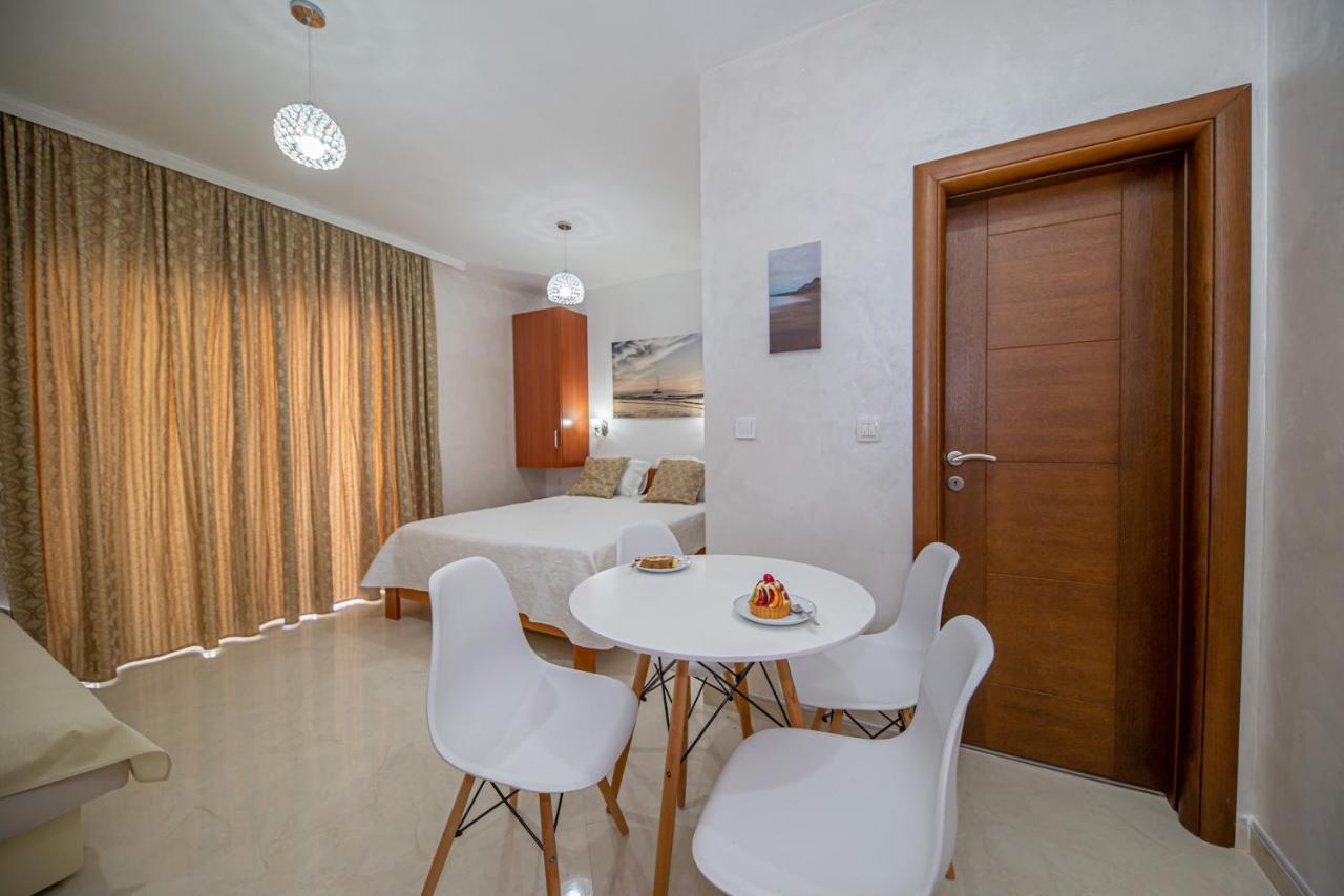 Kristal Apartmani Čanj Dış mekan fotoğraf